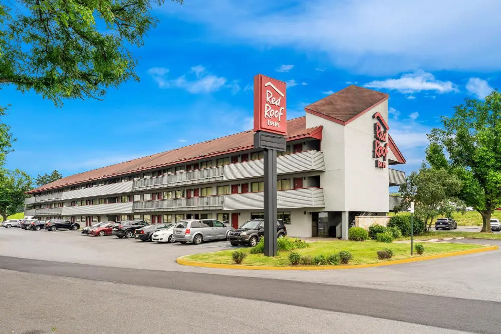 Red Roof Inn Allentown Airport hotel hero