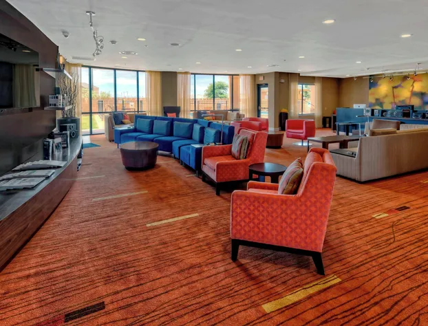 Courtyard by Marriott Midland hotel detail image 3