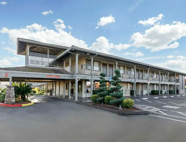 Best Western Cordelia Inn hotel detail image 1