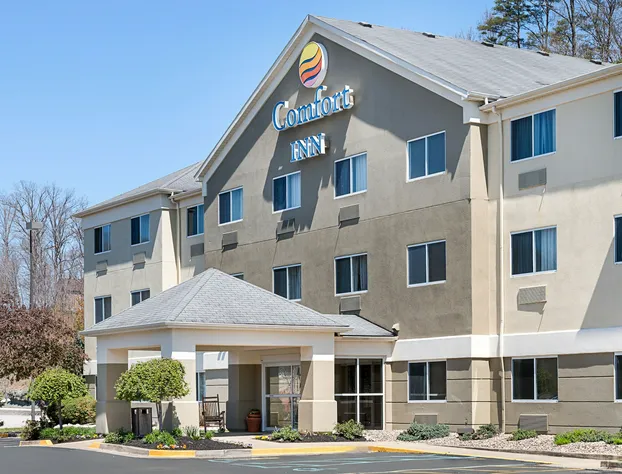 Comfort Inn Barboursville near Huntington Mall area hotel detail image 1