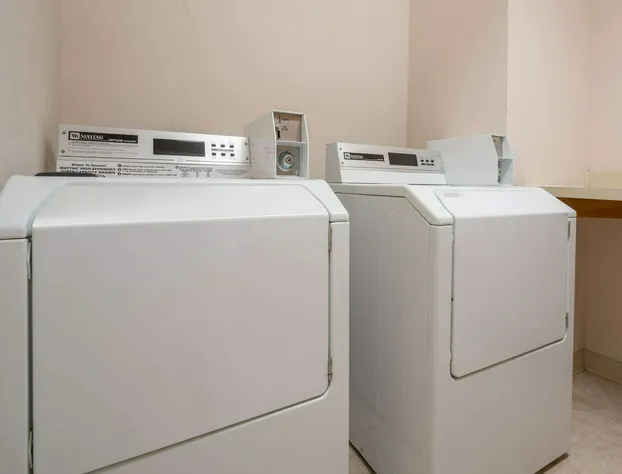 Super 8 by Wyndham Menomonie WI hotel detail image 3