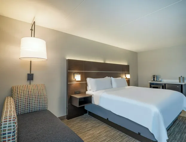 Holiday Inn Express Minneapolis West Plymouth by IHG hotel detail image 4