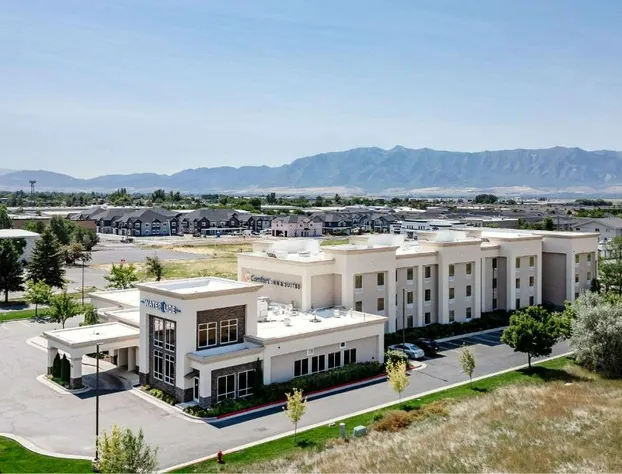 Comfort Inn & Suites Logan Near University hotel detail image 1