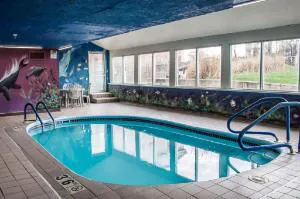 Econo Lodge Kent - Akron West hotel detail image 4