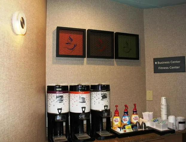 Hampton Inn Perry hotel detail image 2