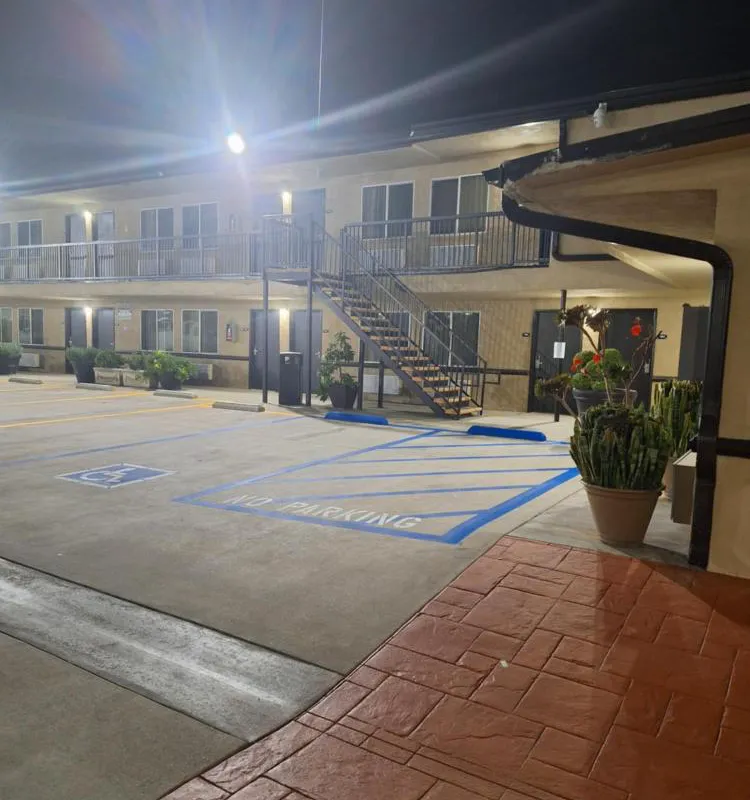 Portofino Inn Burbank hotel hero