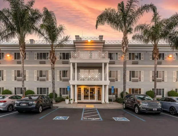 Best Western Luxury Inn hotel detail image 2