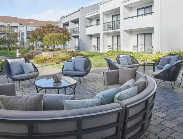 Courtyard by Marriott Detroit Troy hotel detail image 2