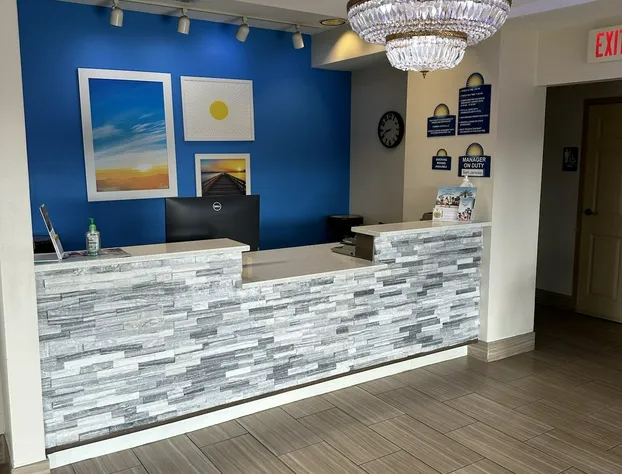 Days Inn & Suites by Wyndham Opelousas hotel detail image 1