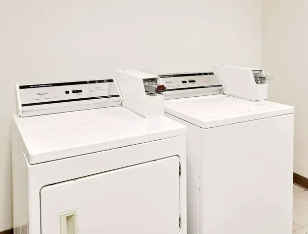 Days Inn & Suites by Wyndham Opelousas hotel detail image 3