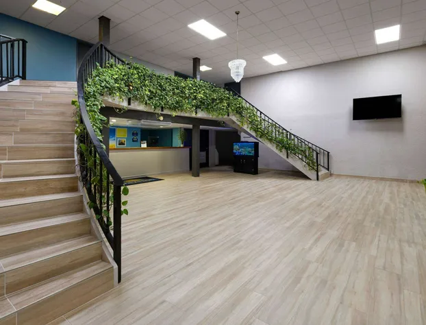 Days Inn & Suites by Wyndham Fort Pierce Midtown hotel detail image 4