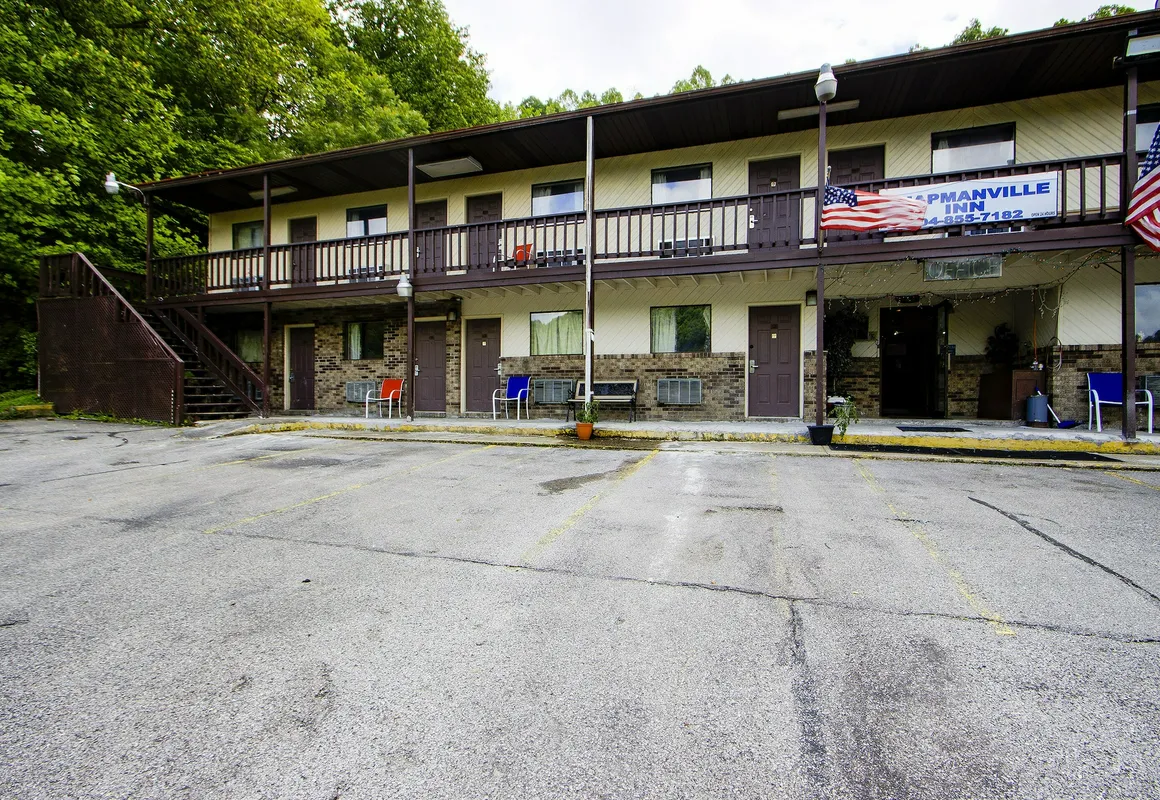 OYO Hotel Chapmanville Inn, WV - Hwy 119 hotel hero