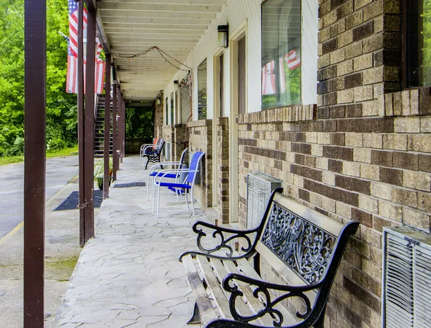 OYO Hotel Chapmanville Inn, WV - Hwy 119 hotel detail image 3