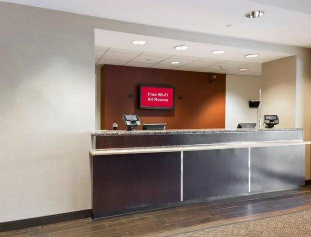 Red Roof Inn PLUS+ Long Island - Garden City hotel detail image 3