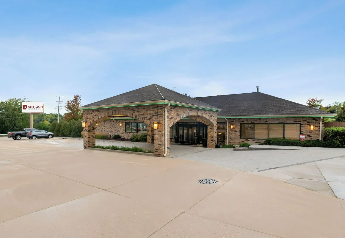 Antioch Hotel & Suites hotel hero