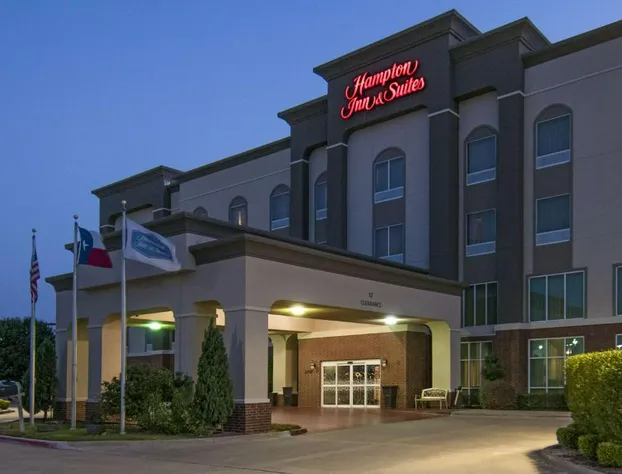 Hampton Inn & Suites Waxahachie hotel detail image 1