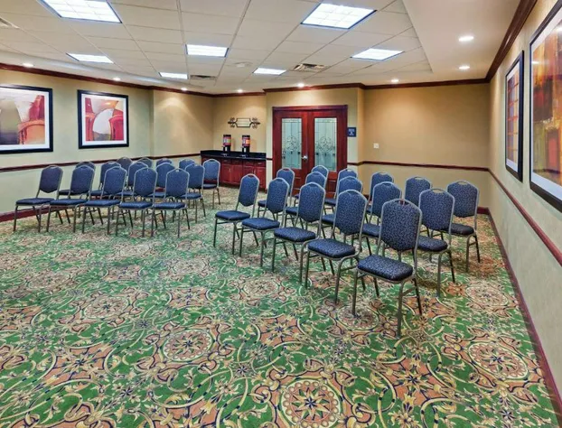 Hampton Inn & Suites Waxahachie hotel detail image 3