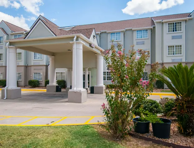 Microtel Inn & Suites by Wyndham Scott/Lafayette hotel detail image 2