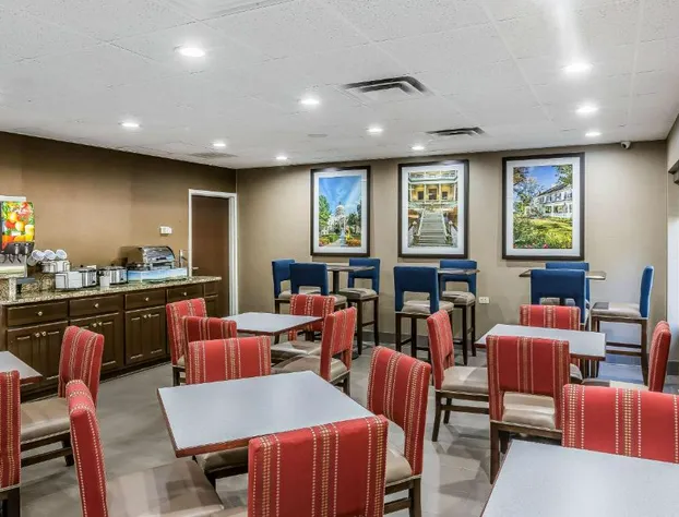 Comfort Inn & Suites Dalton West hotel detail image 3