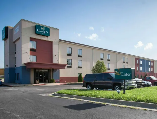Quality Inn Joplin I-44 hotel detail image 2