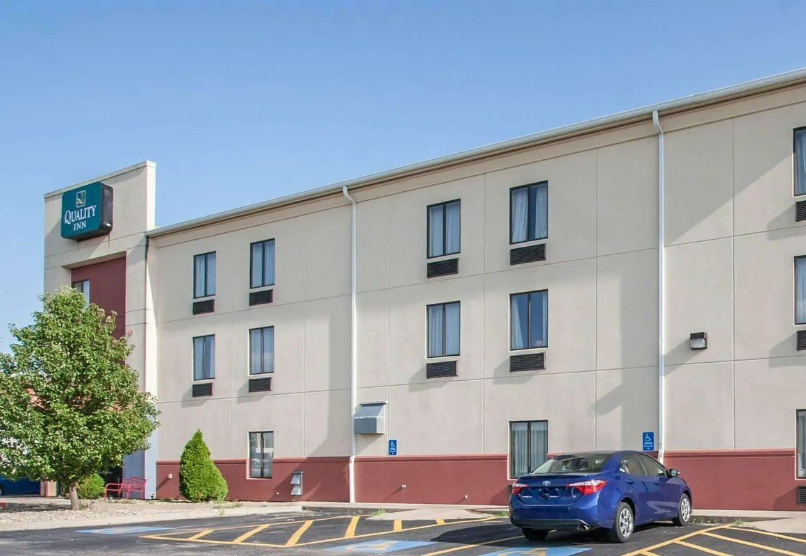 Quality Inn Joplin I-44 hotel hero