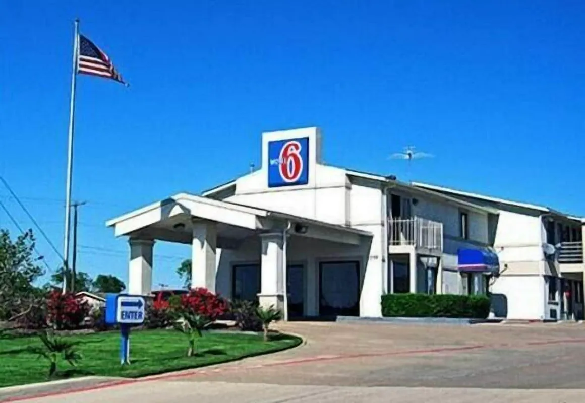 Motel 6 Lancaster, TX - DeSoto - Lancaster hotel hero