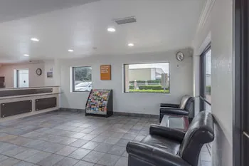 Motel 6 Lancaster, TX - DeSoto - Lancaster hotel detail image 1