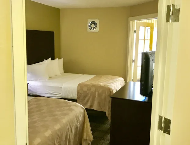 Hamden Hotel and Suites – Hamden New Haven hotel detail image 1