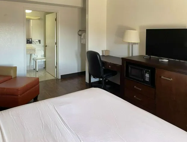 Motel 6 Fancy Gap VA hotel detail image 4