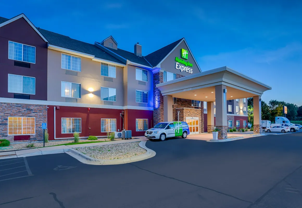 Holiday Inn Express St Paul S - Inver Grove Hgts by IHG hotel hero