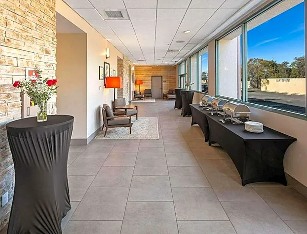 Country Inn & Suites by Radisson, San Diego North, CA hotel detail image 2