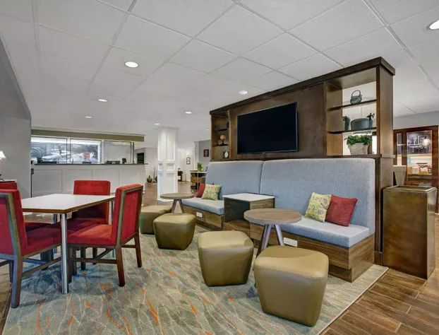 Hampton Inn Salisbury hotel detail image 3