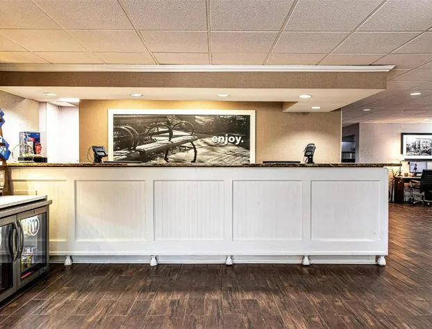 Hampton Inn Salisbury hotel detail image 2