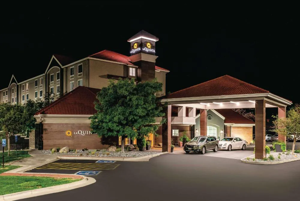 La Quinta Inn & Suites by Wyndham Grand Junction hotel hero