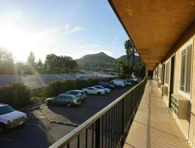 Americas Best Value Inn Thousand Oaks hotel detail image 4