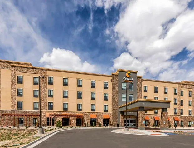 Comfort Suites Cheyenne hotel detail image 1