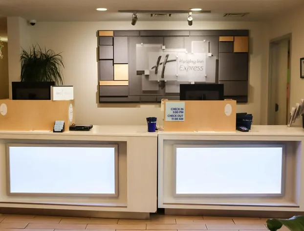 Holiday Inn Express Cedar Rapids (Collins Rd) by IHG hotel detail image 4