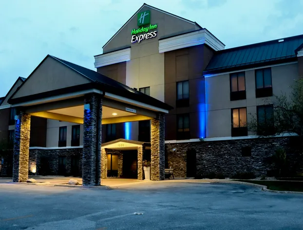 Holiday Inn Express Cedar Rapids (Collins Rd) by IHG hotel detail image 1