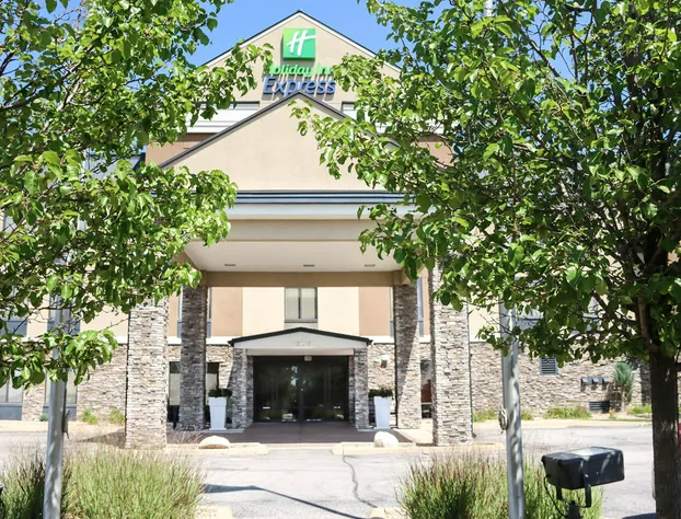 Holiday Inn Express Cedar Rapids (Collins Rd) by IHG hotel detail image 2