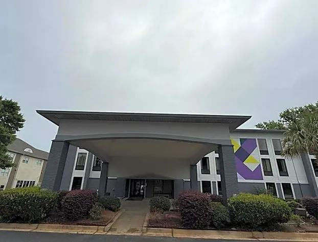 Spark by Hilton Alpharetta Roswell hotel detail image 1