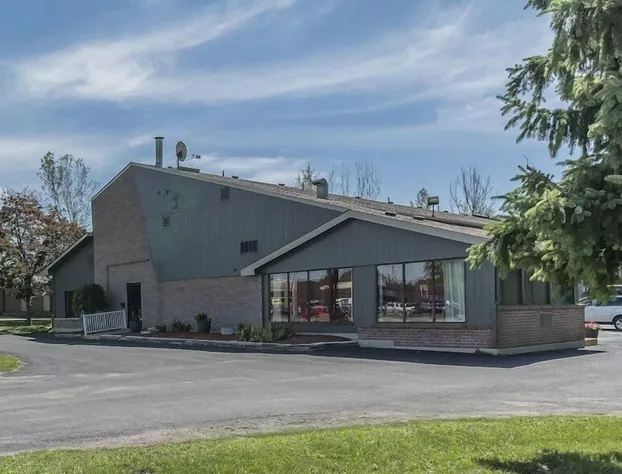 Ramada by Wyndham Kingston hotel detail image 1