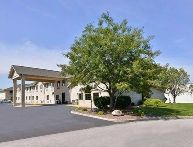 Express Inn & Suites hotel detail image 3