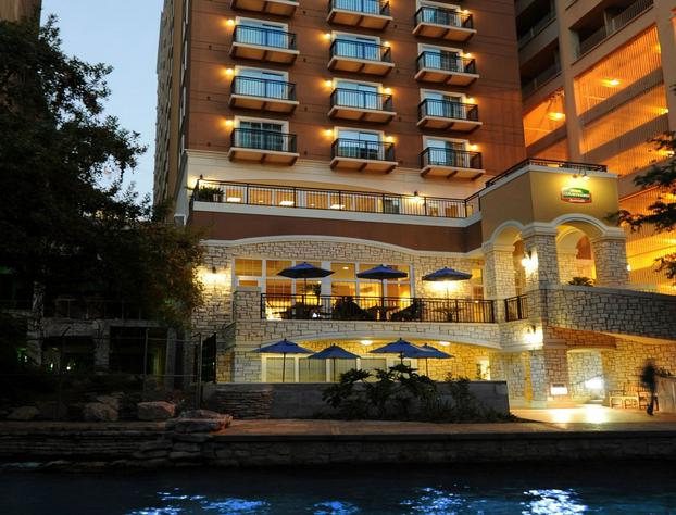 Courtyard Marriott Riverwalk hotel detail image 1