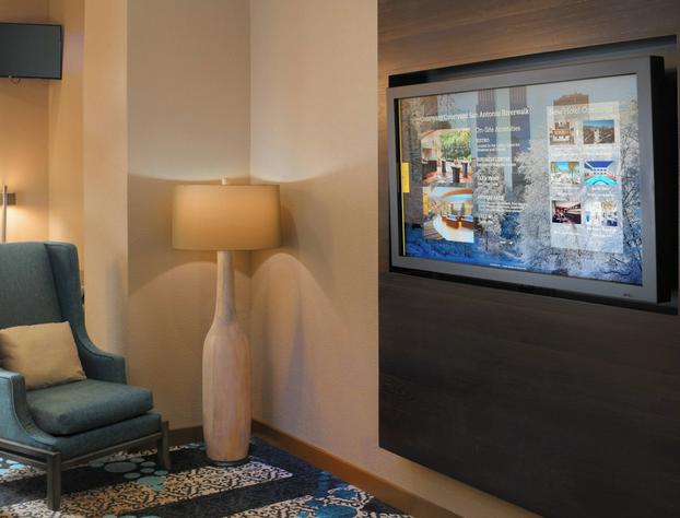 Courtyard Marriott Riverwalk hotel detail image 3