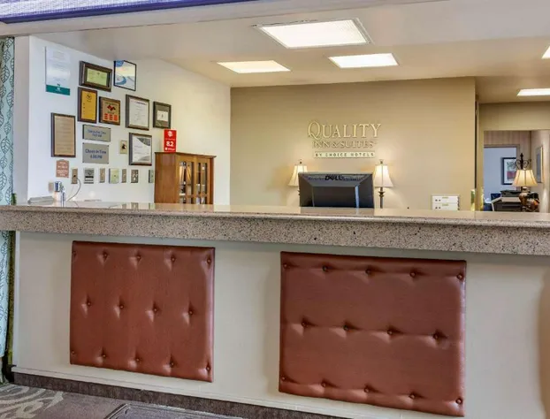 Quality Inn & Suites Escanaba North hotel detail image 3