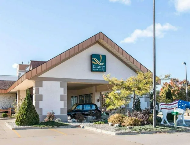 Quality Inn & Suites Escanaba North hotel detail image 1