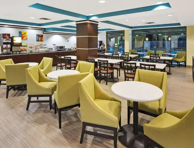 Best Western Plus Birmingham Inn & Suites hotel detail image 4