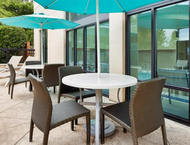 Hampton Inn & Suites Chattanooga/Hamilton Place hotel detail image 2