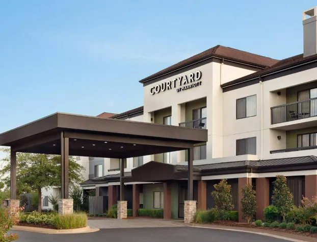 Courtyard by Marriott Tulsa Central hotel detail image 1