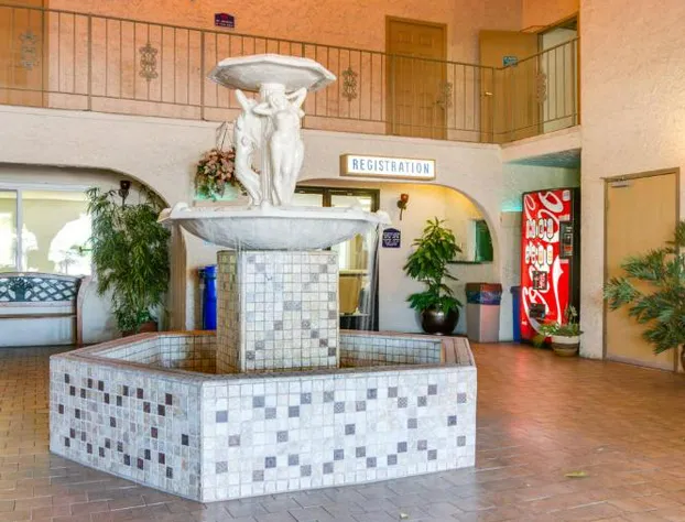 California Suites Hotel hotel detail image 3